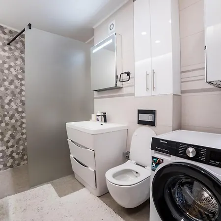 Skenderija Skyline Luxury- 2br With Garage And Balcony *
