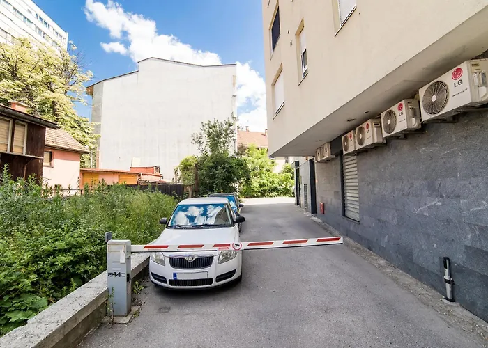 Skenderija Skyline Luxury- 2br With Garage And Balcony Apartament *